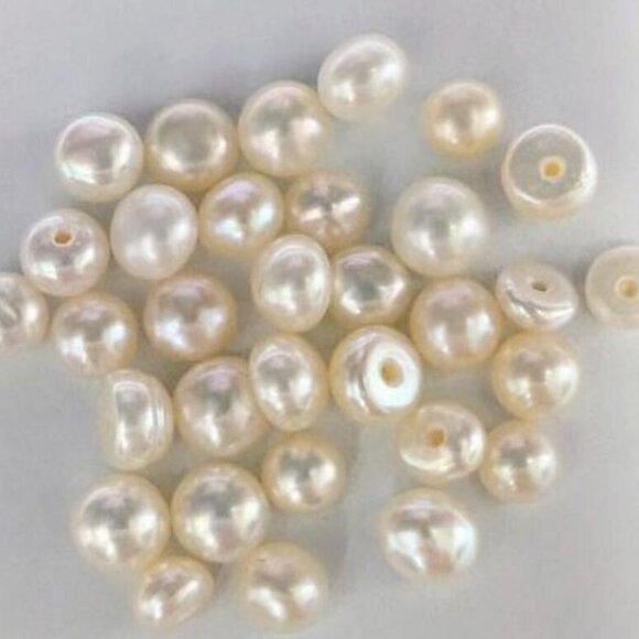 Loose 30 + Ct Pearls Suggested Retail $200 x 5 individual sets available. - Picture 2 of 2